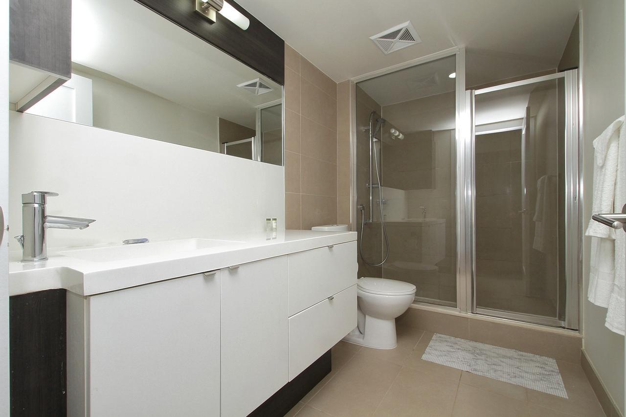 Napa Furnished Suites At Cn Tower & Maple Leaf Square Торонто Экстерьер фото